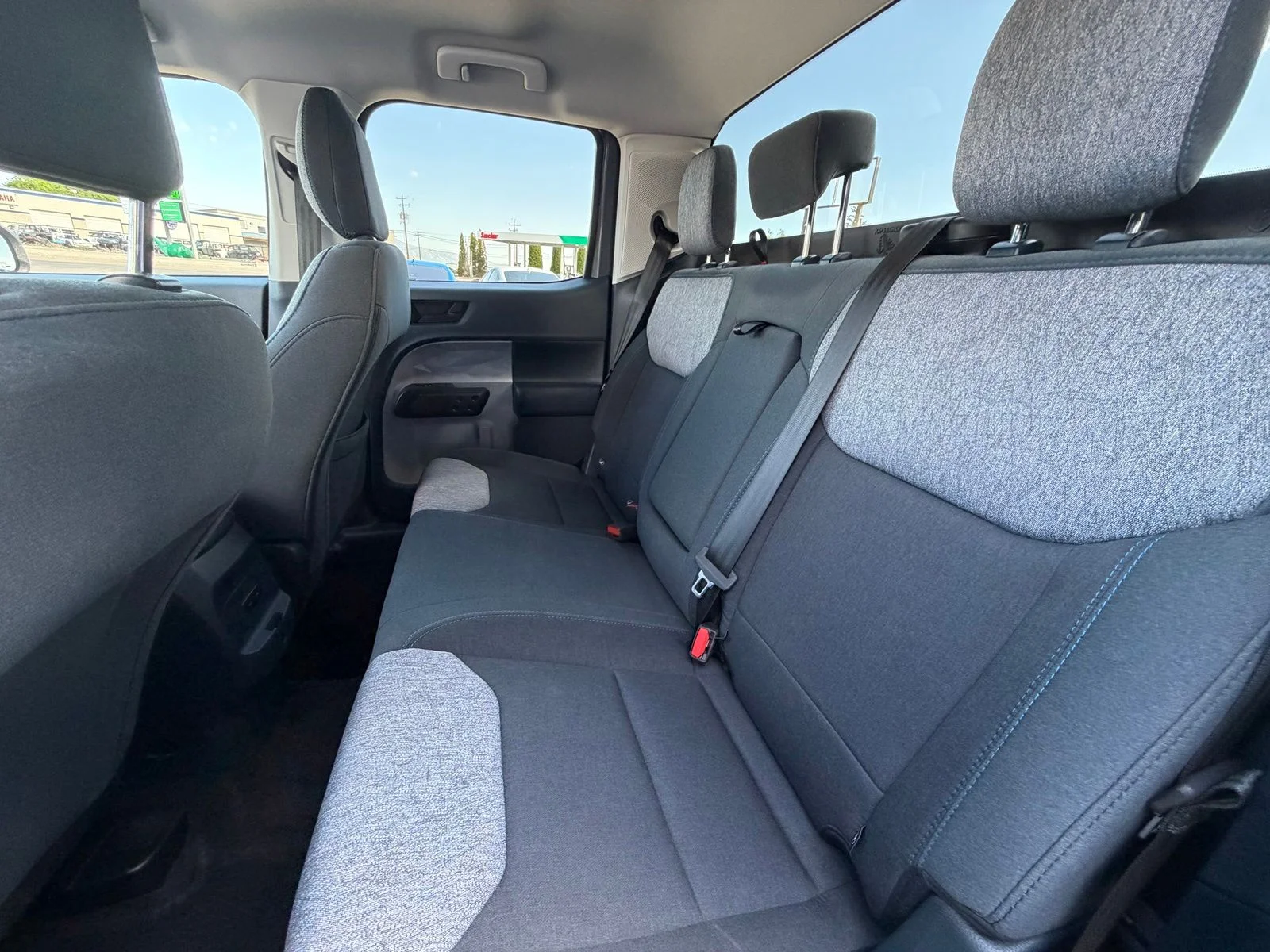Used 2025 Gray Ford XLT image 26