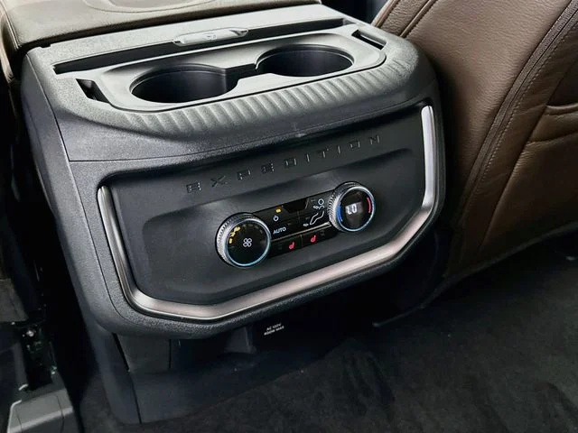 New 2027 Star White Metallic Tri-Coat Ford King Ranch image 26