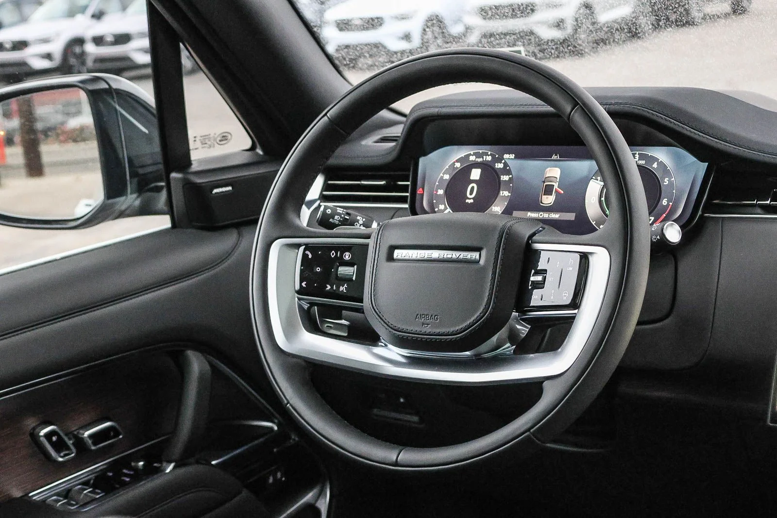 2025 Land Rover Range Rover SE - Photo 24