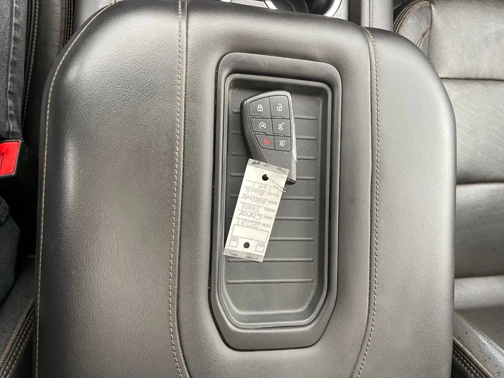 Used 2021  Chevrolet High Country image 58