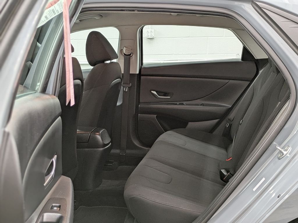 Used 2023 Gray Hyundai SEL image 12