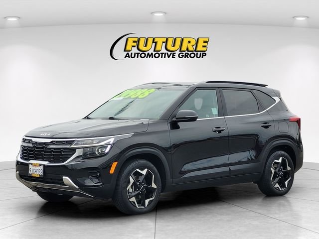 Used 2024 Black Kia EX image 5