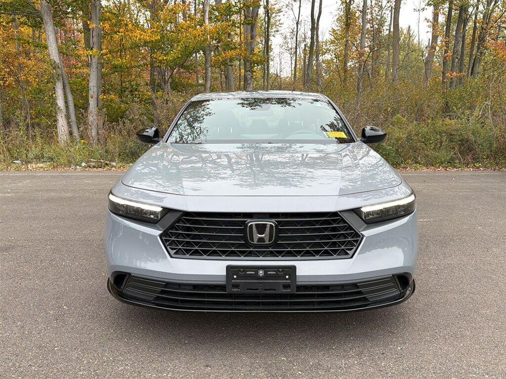 Used 2025 Urban Gray Pearl Honda Sport-L image 13