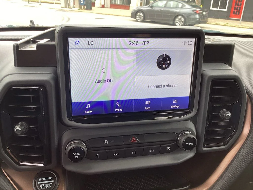 Used 2022  Ford Outer Banks image 14
