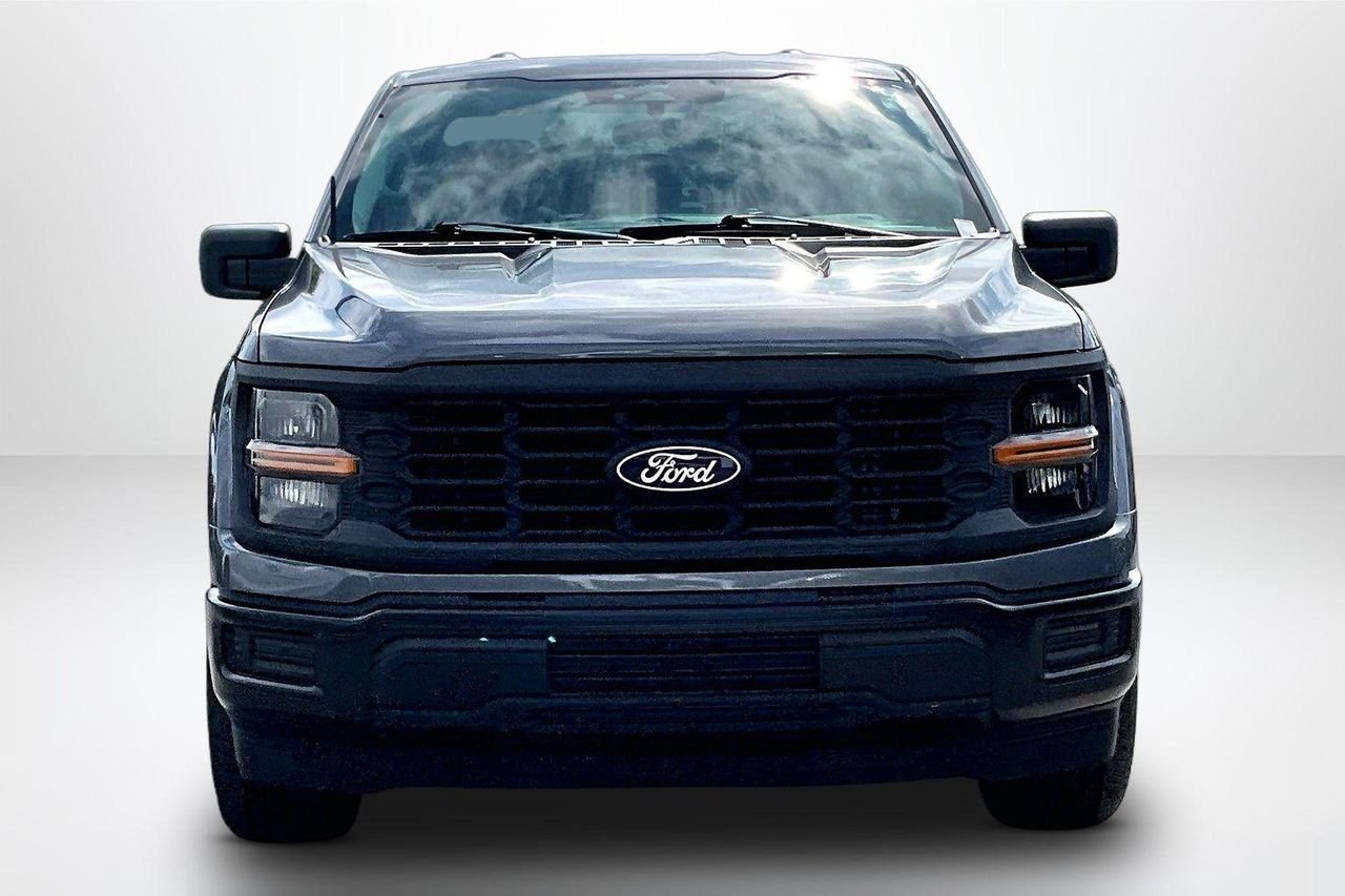 Used 2024 Carbonized Gray Metallic Ford XL image 2