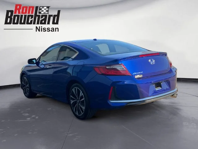 Certified Used 2017 Blue Honda EX image 4