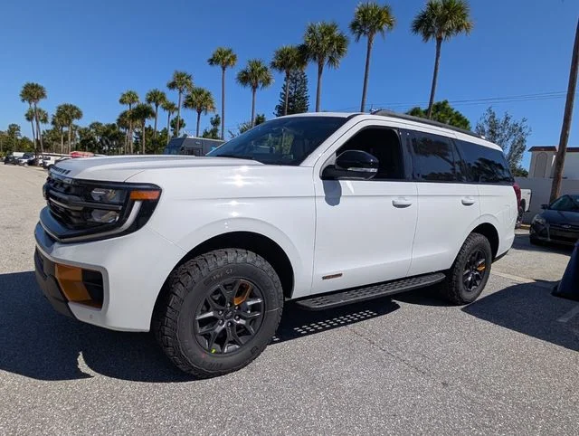 New 2026 Oxford White Ford Tremor® image 3