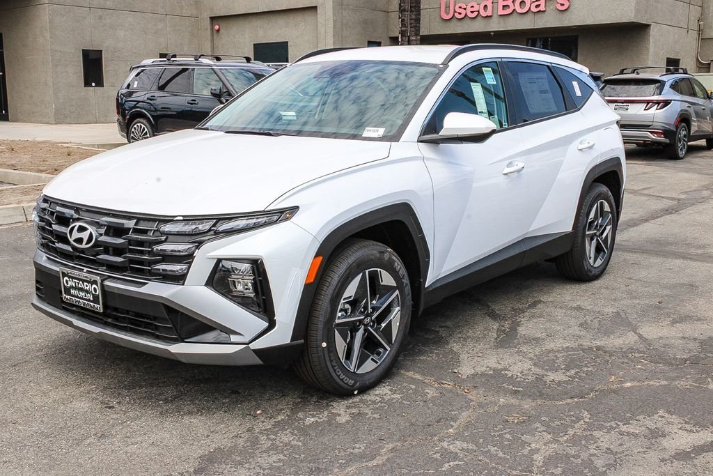 New 2026 White Hyundai SEL image 4