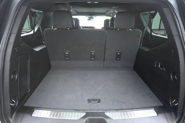 Used 2023 White GMC Denali Ultimate image 14