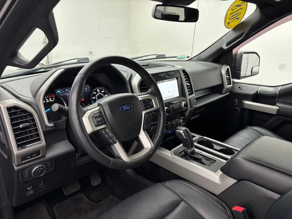 Used 2018 Gray Ford Lariat image 18
