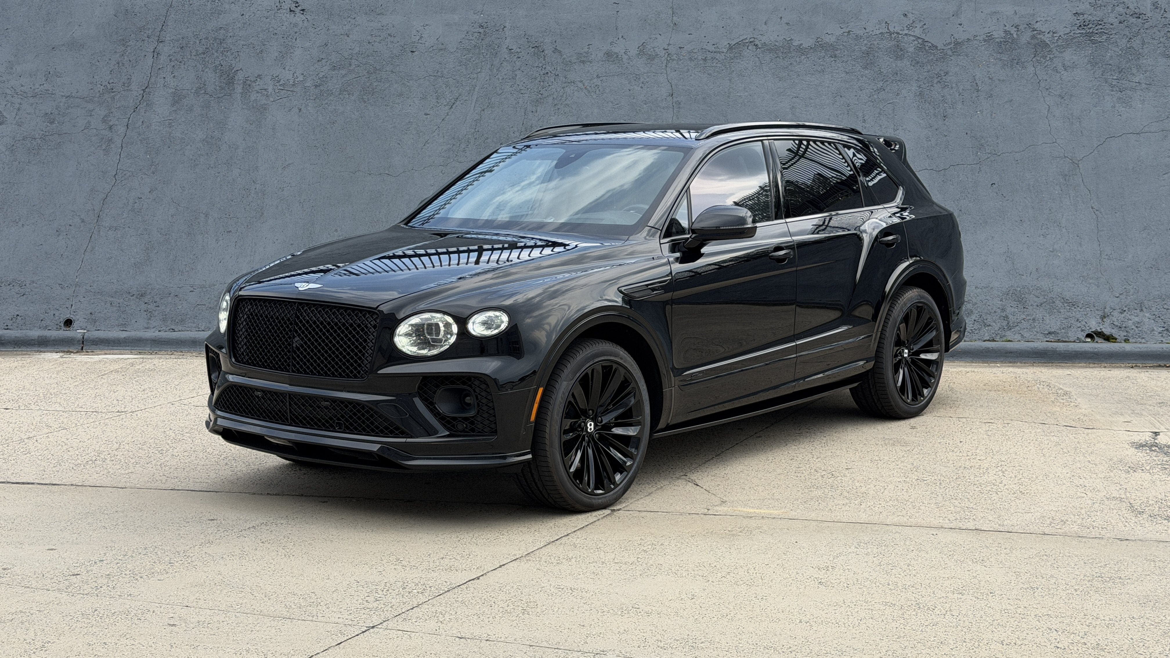 Used 2022 Beluga Bentley Speed image 7