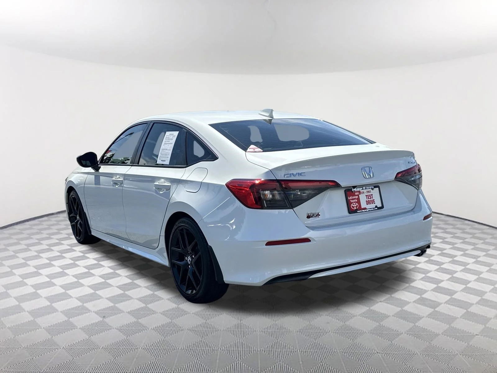 Used 2024 Platinum White Pearl Honda Sport image 7