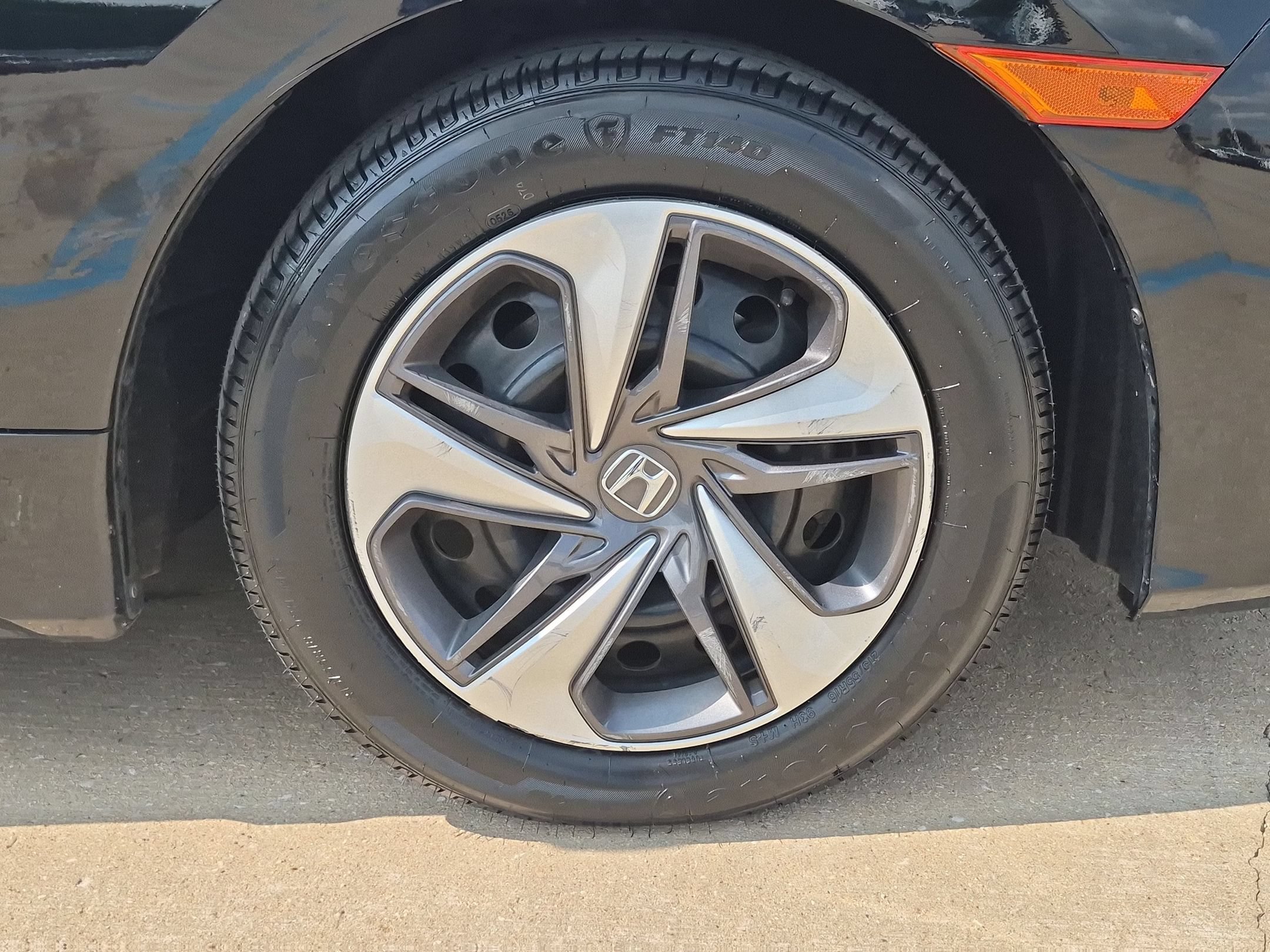 Used 2019 Crystal Black Pearl Honda LX Sedan image 30