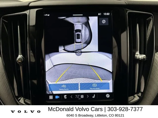 Certified Used 2025  Volvo B5 Plus image 17