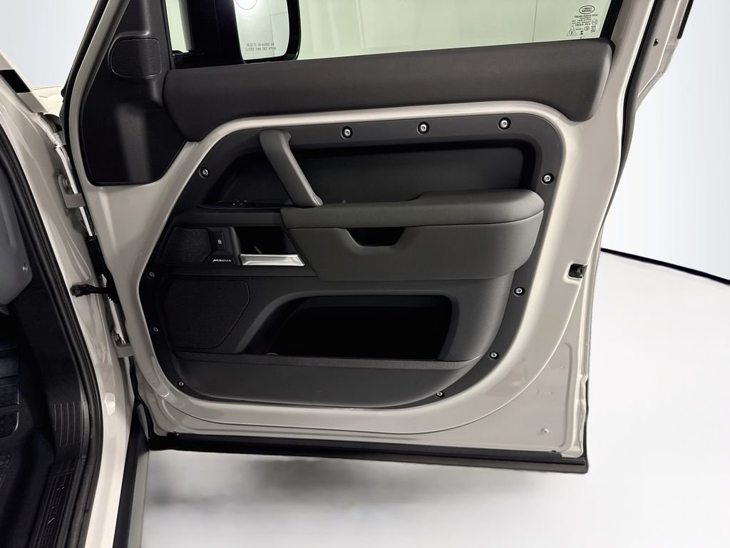 New 2026 Borasco Grey Land Rover S image 26