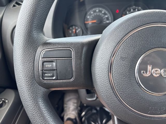 Used 2016 White Jeep Sport image 17