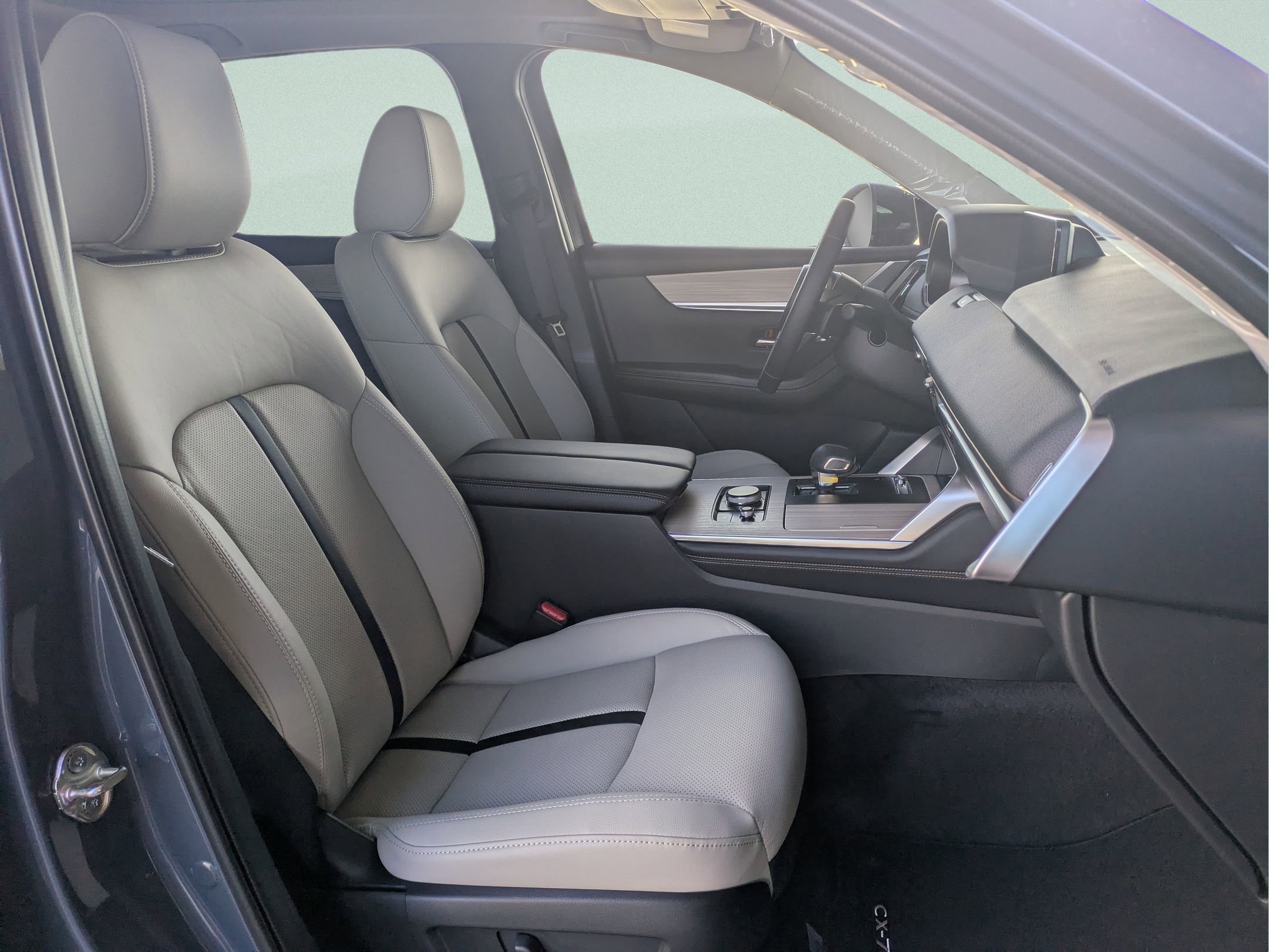 2025 Mazda CX-70 Premium Package - Photo 14