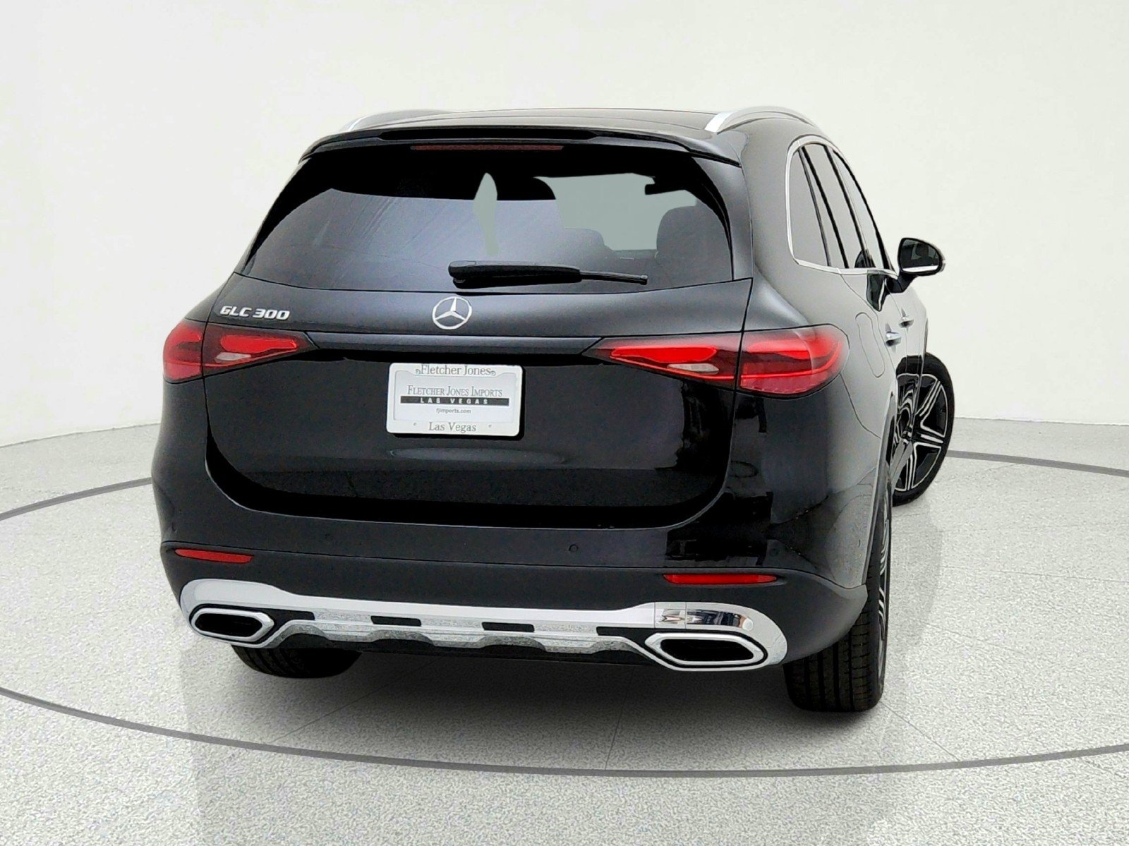 New 2026 Black Mercedes-Benz GLC 300 SUV image 10