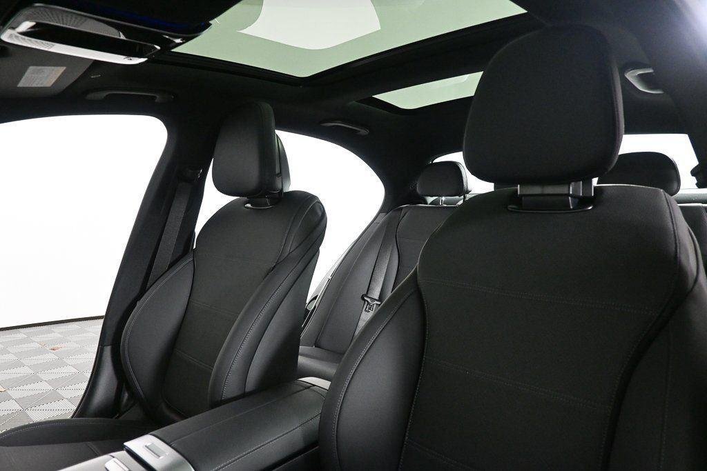 2026 Mercedes-Benz C-Class Sedan C 300 - Photo 6