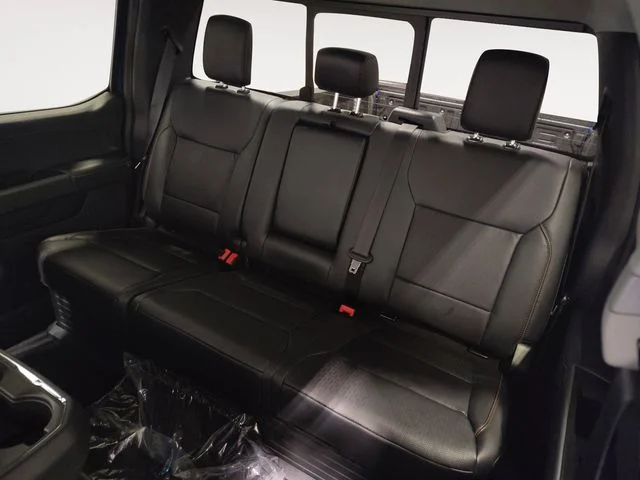 2026 Ford F-350 Super Duty Lariat - Photo 13