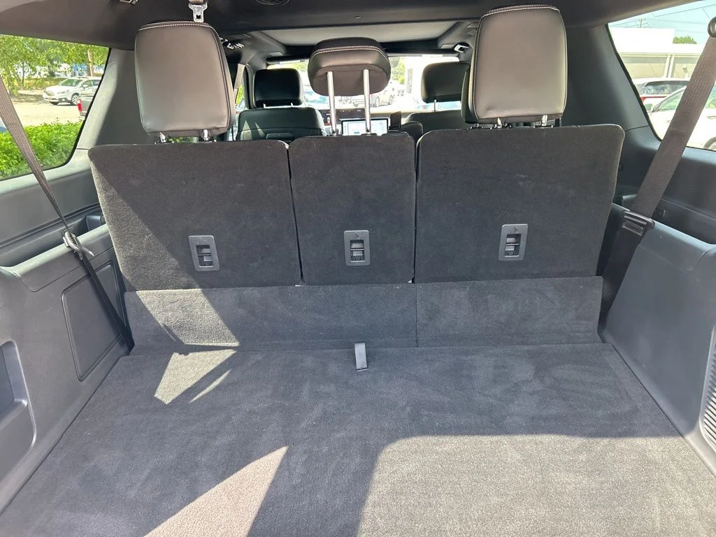 Used 2025 Gray Ford Platinum image 21