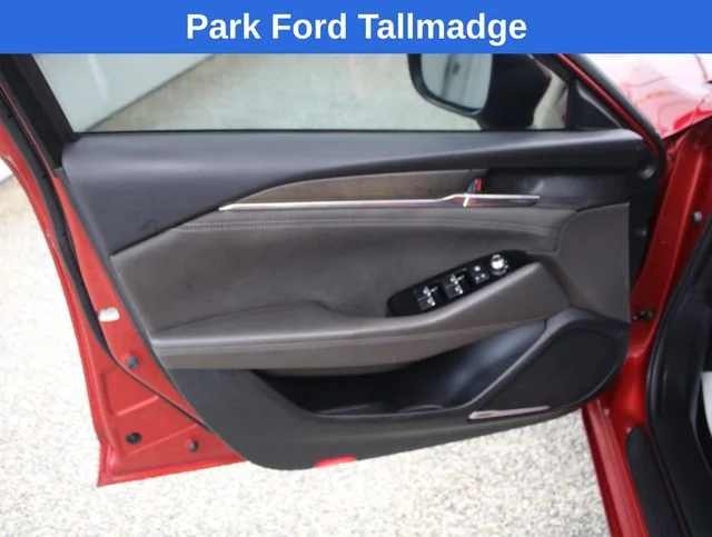 Used 2018 Soul Red Crystal Mazda Signature image 11