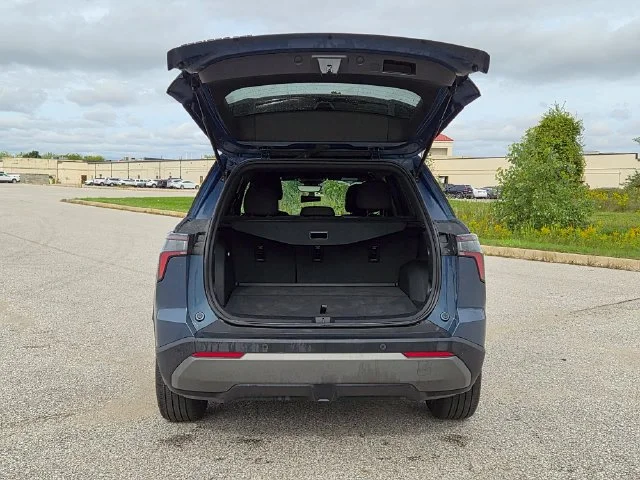 2025 Chevrolet Equinox LT - Photo 10