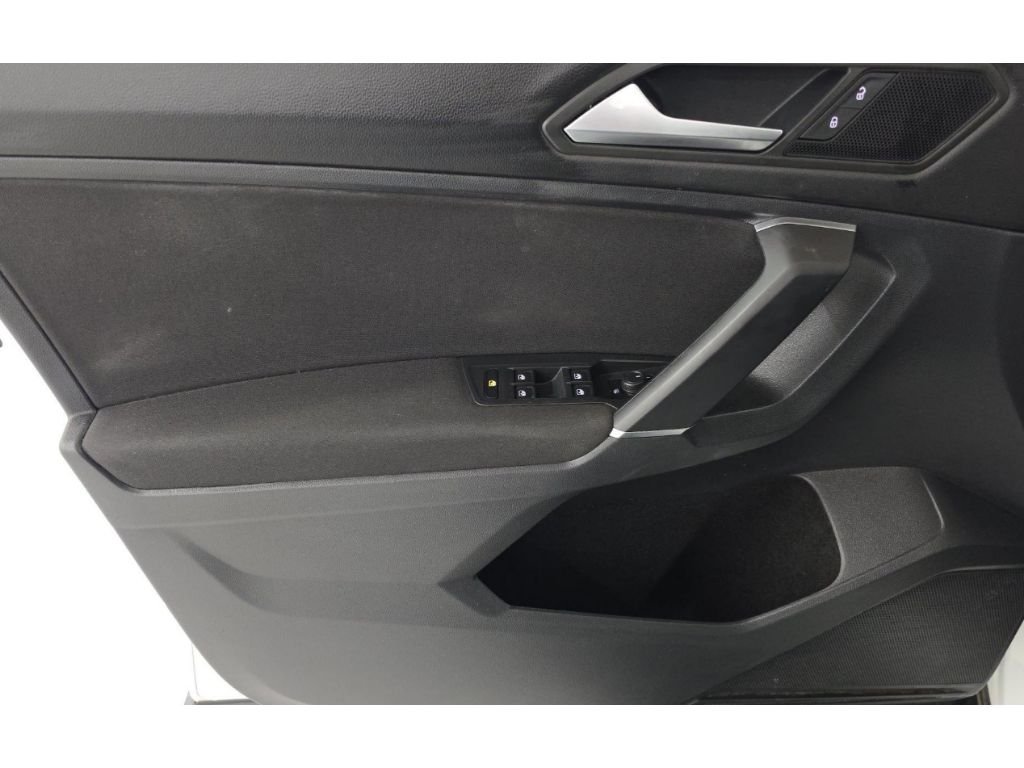 Used 2020 Pure White Volkswagen S image 5