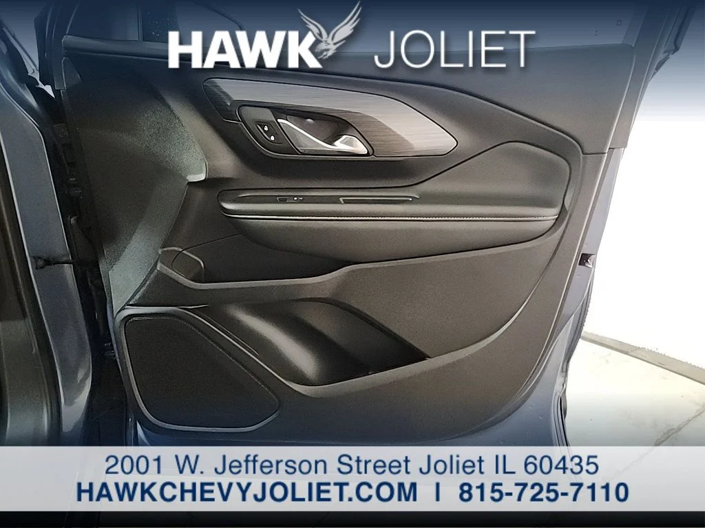 Used 2024 Blue GMC SLE image 22