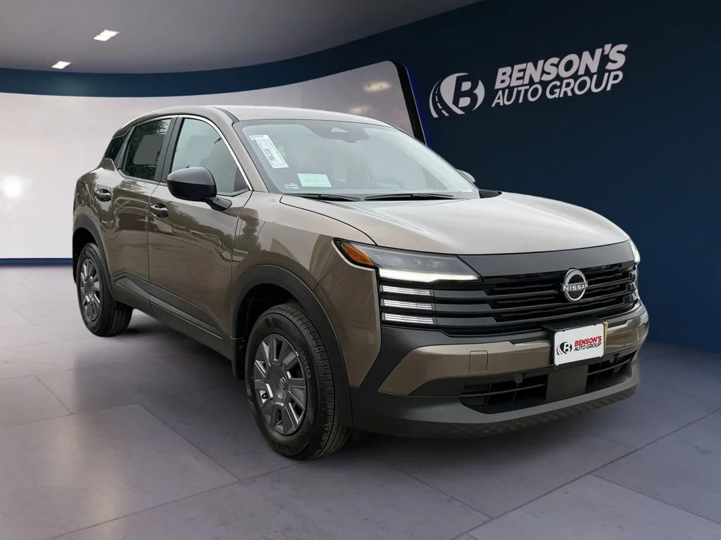 New 2026 Brown Nissan S image 7