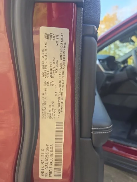 Used 2025 Red Jeep Altitude X image 33