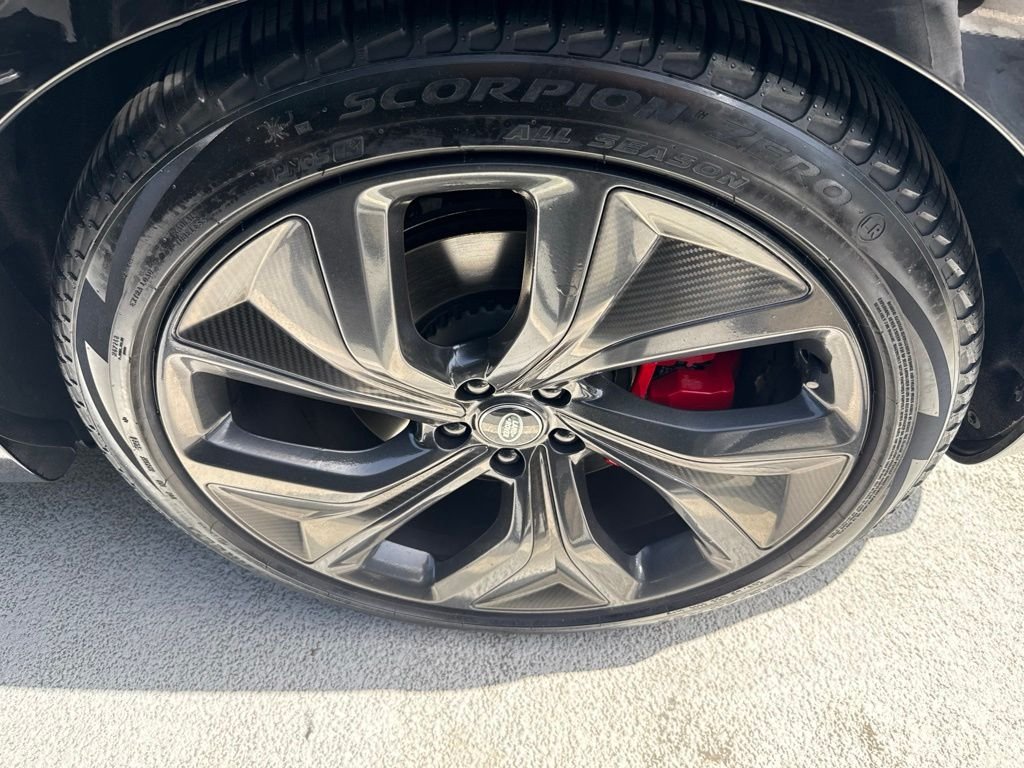 Certified Used 2024 SV Bespoke Match to Sample in Gloss Finish Land Rover Autobiography image 6