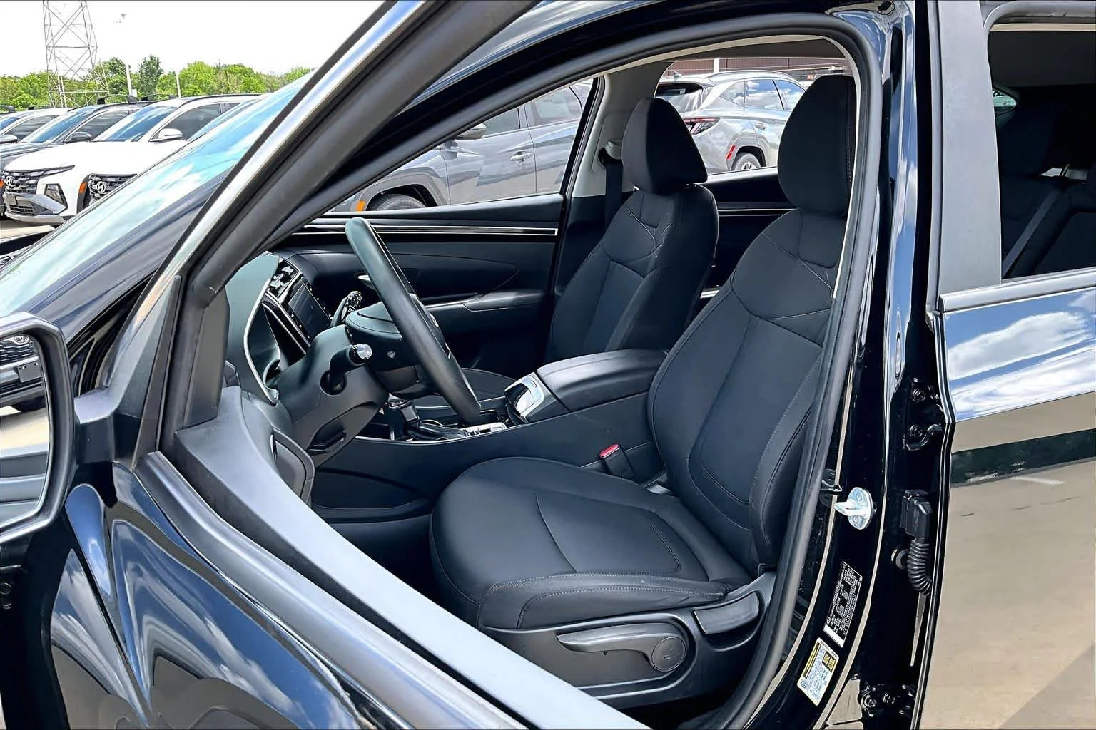 Used 2024 Black Pearl Hyundai SE image 7