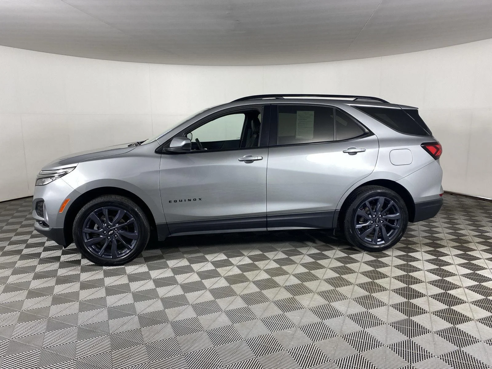 Used 2023 Sterling Gray Metallic Chevrolet RS image 4