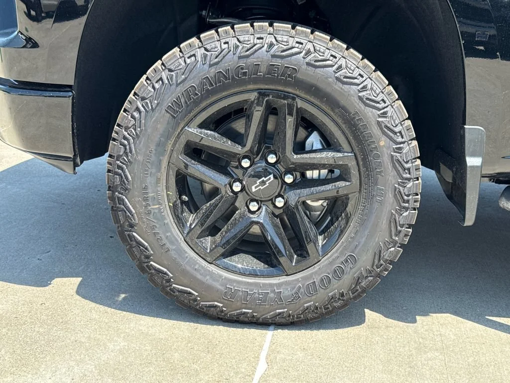 2026 Chevrolet Silverado 1500 Custom Trail Boss - Photo 5