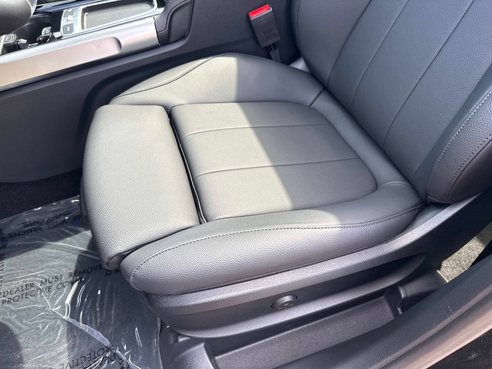 New 2026 Black Mercedes-Benz 250 SUV image 20