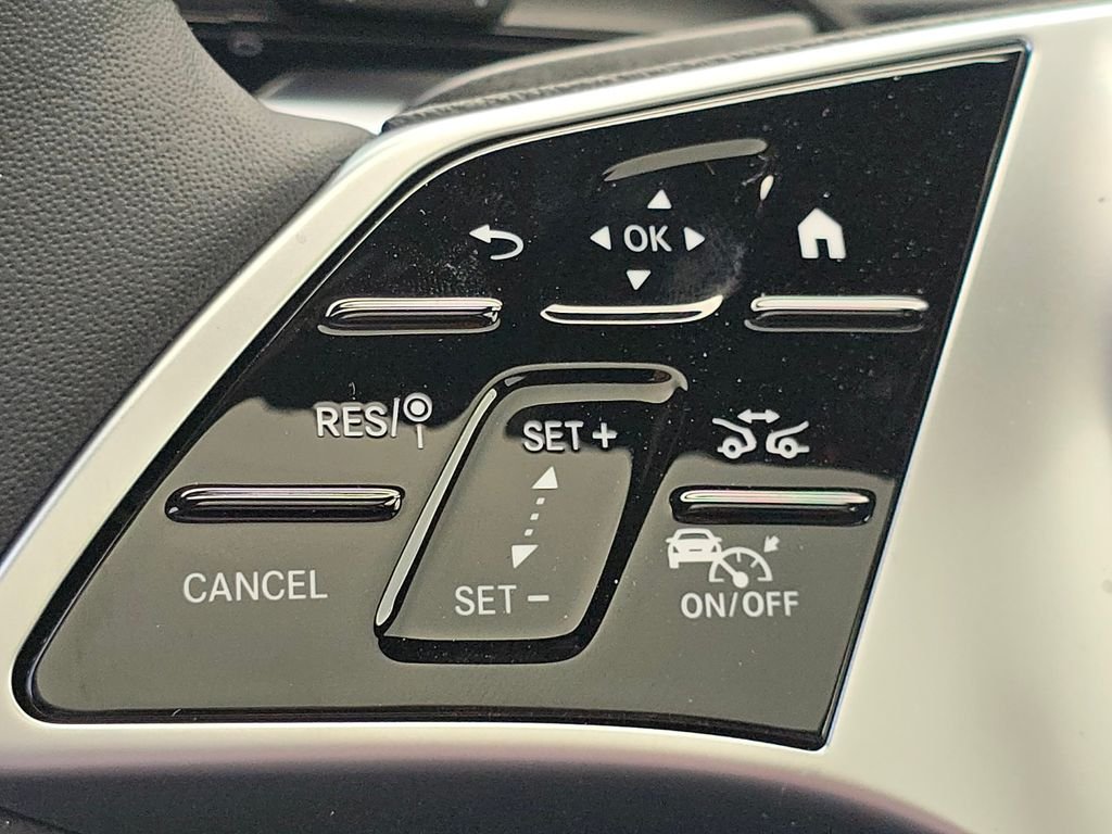 New 2026 Cosmos Black Metallic Mercedes-Benz GLB 250 image 35