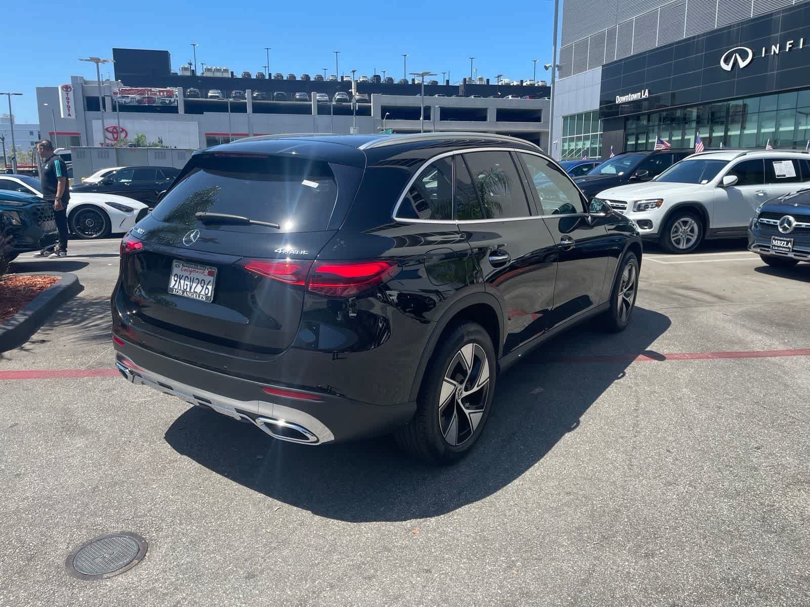Certified Used 2024 Black Mercedes-Benz GLC 300 image 3