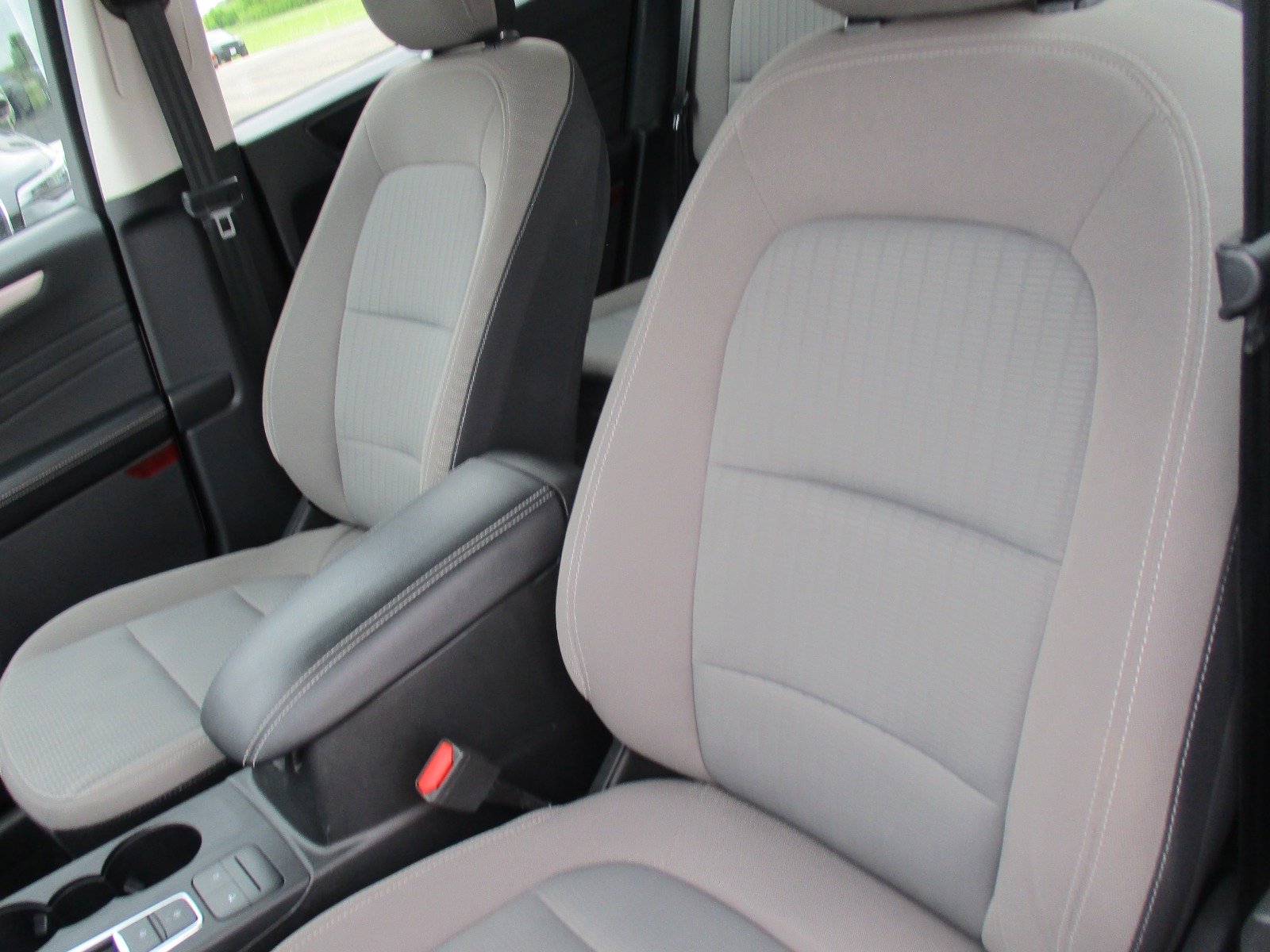 Used 2022 WHITE Ford S image 13