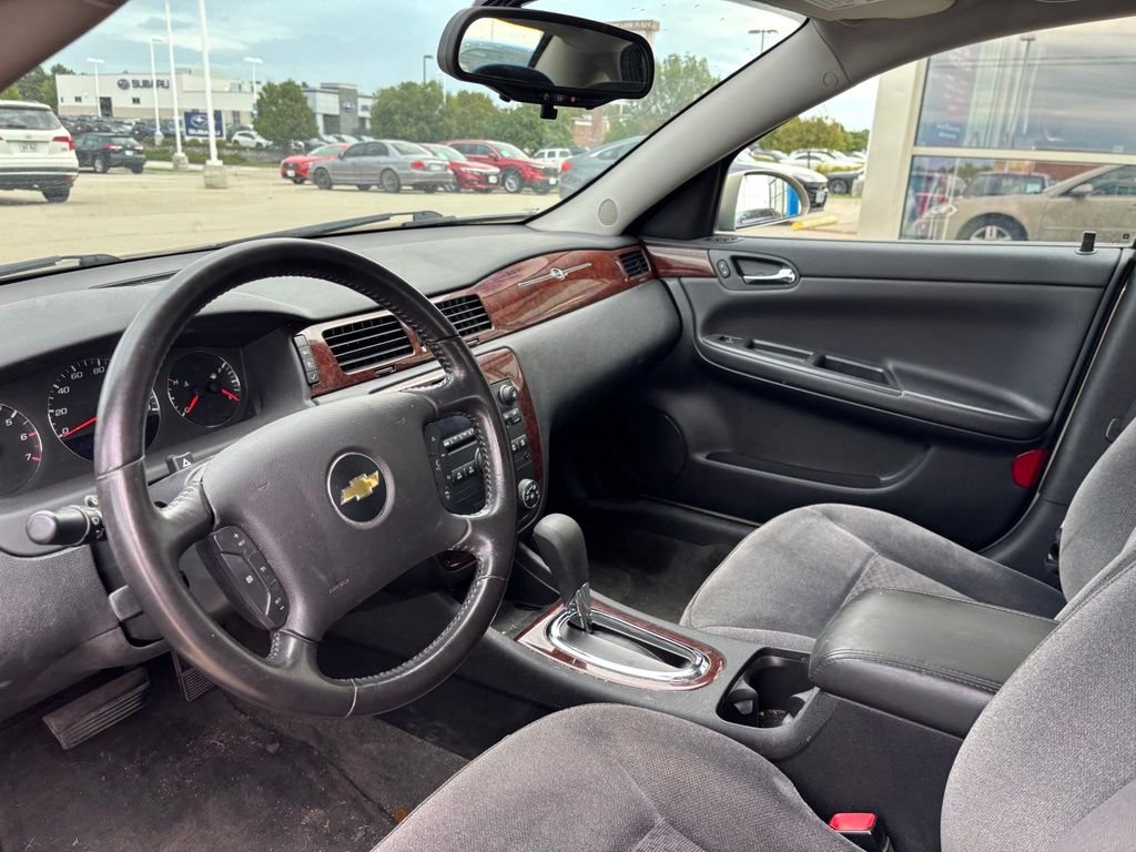 Used 2011 Gold Mist Metallic Chevrolet LT image 9