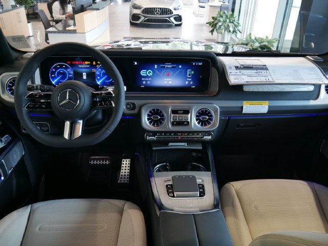 New 2027 Selenite Grey Mercedes-Benz G 580 image 34