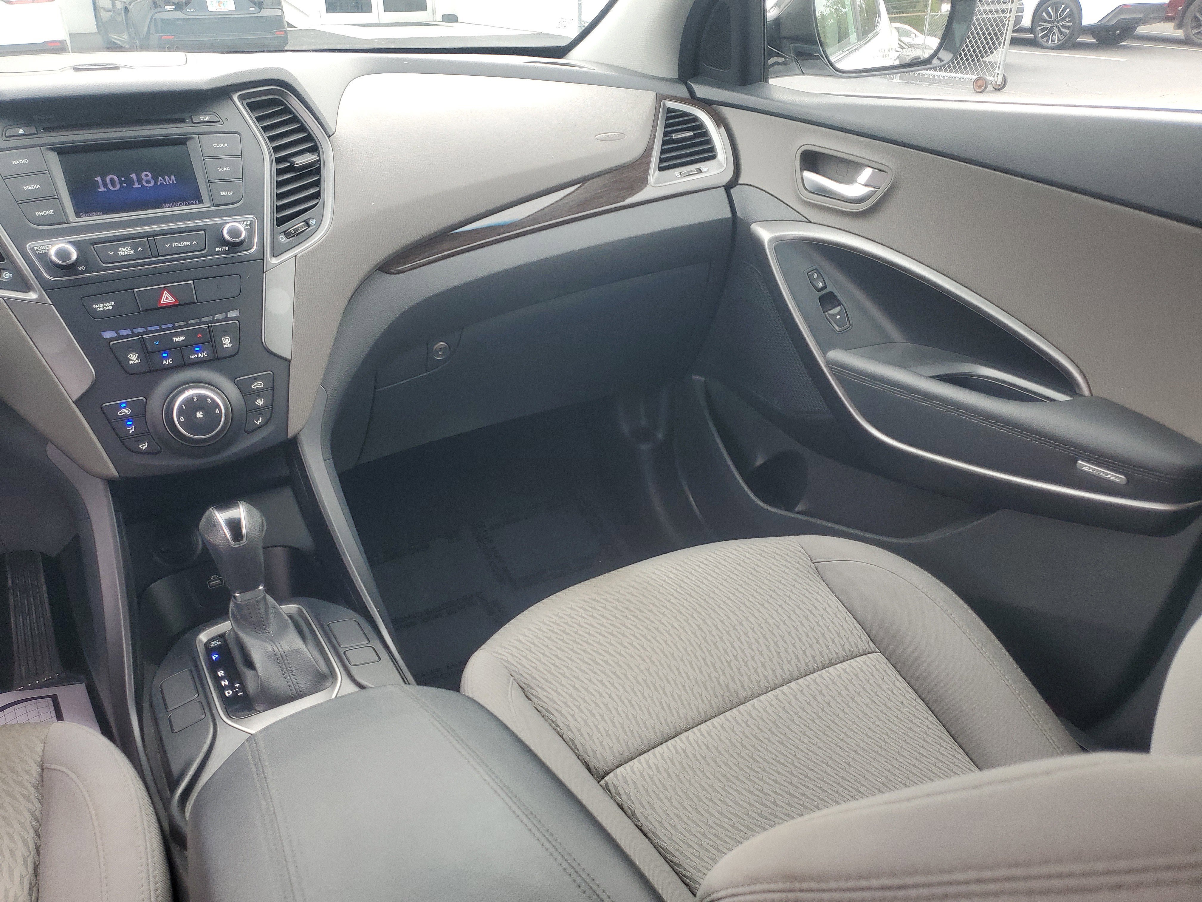 Used 2018 Pearl White Hyundai 2.4L image 20
