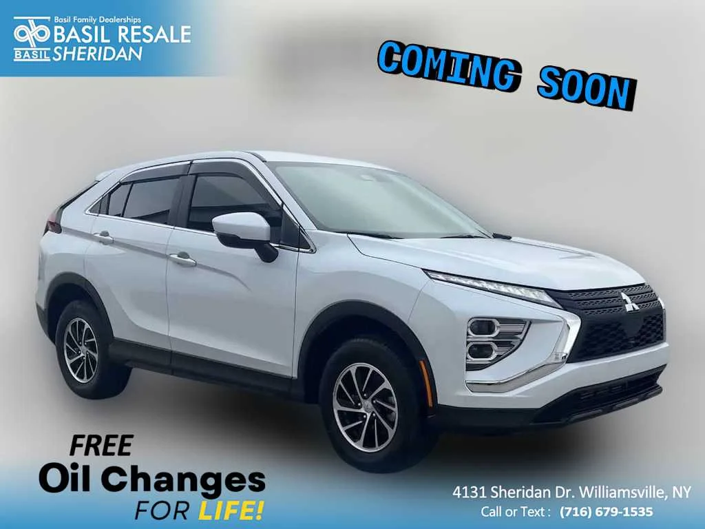 2025 Mitsubishi Eclipse Cross ES S-AWC's photo