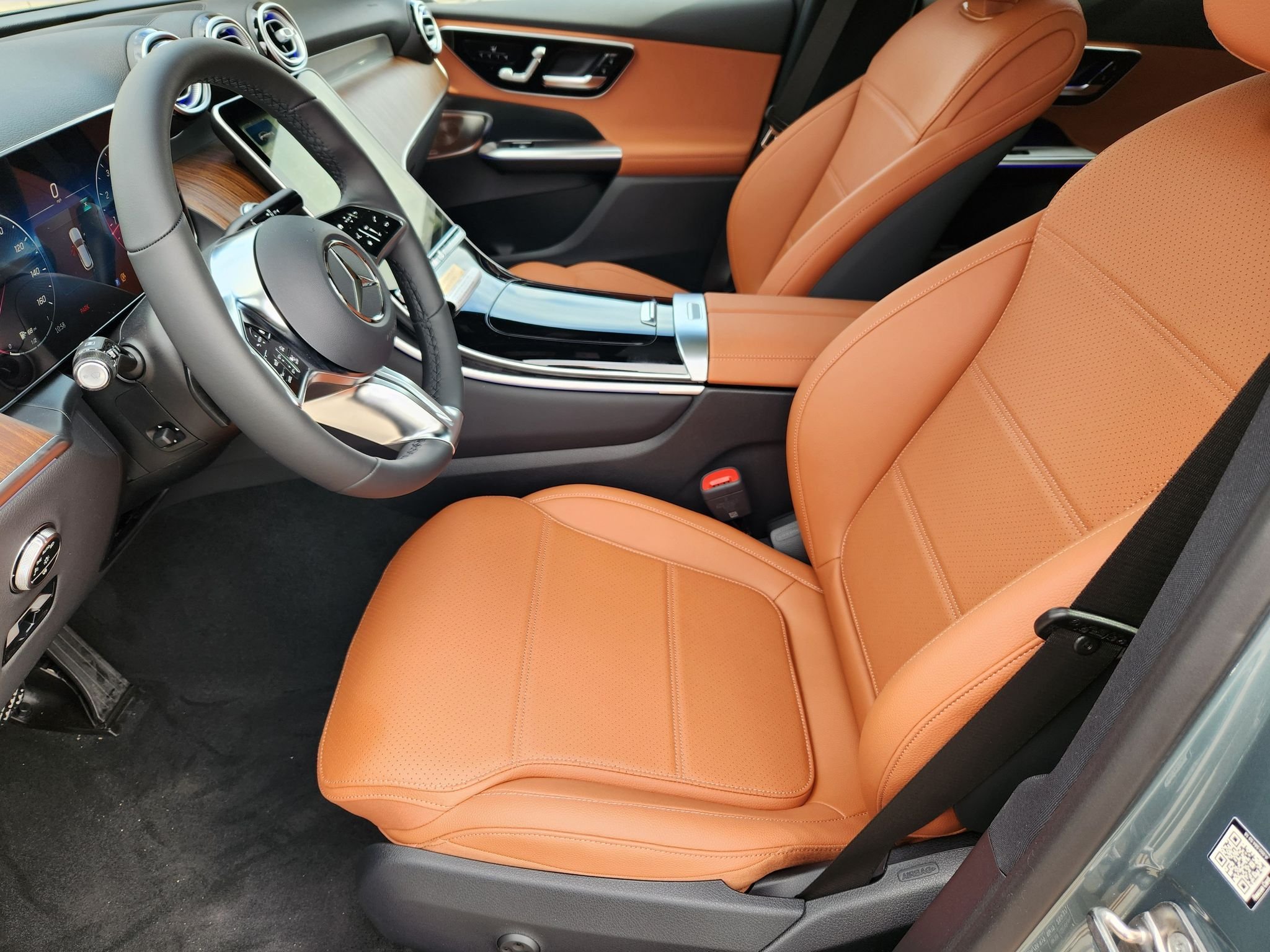 New 2027 Verde Silver Metallic Mercedes-Benz GLC 300 4MATIC® image 14