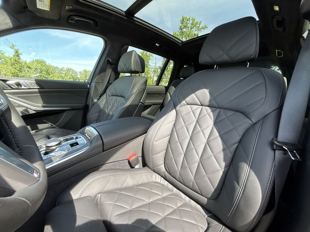 New 2027 Alpine White BMW xDrive40i image 13
