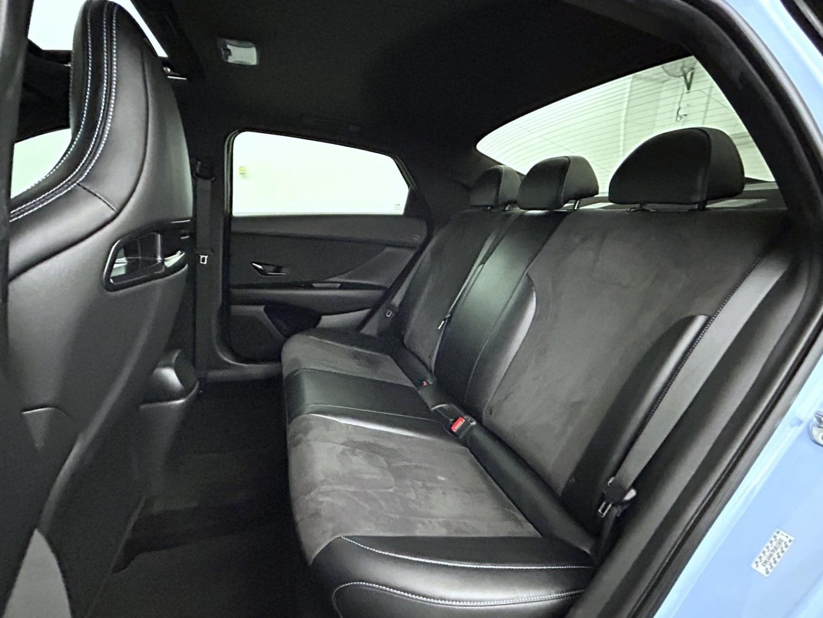 Used 2023 Blue Hyundai Base image 19