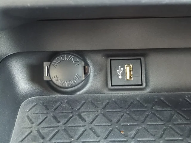 Certified Used 2023  Toyota XLE Premium image 26