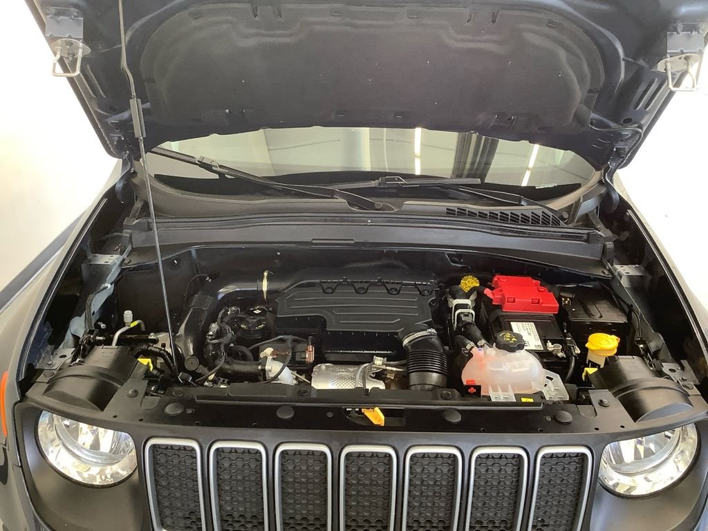 Used 2023 Blue Jeep Altitude image 21