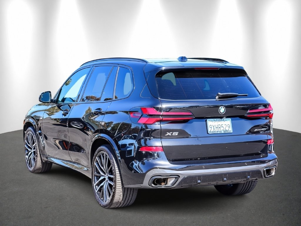 2026 BMW X5 photo 4