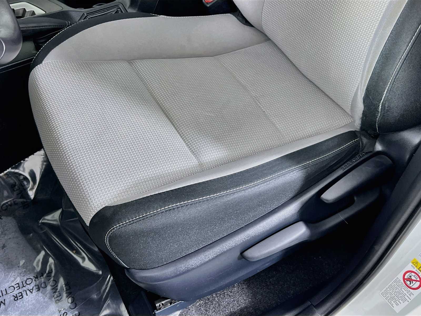 Used 2017 Super White Toyota XLE image 19